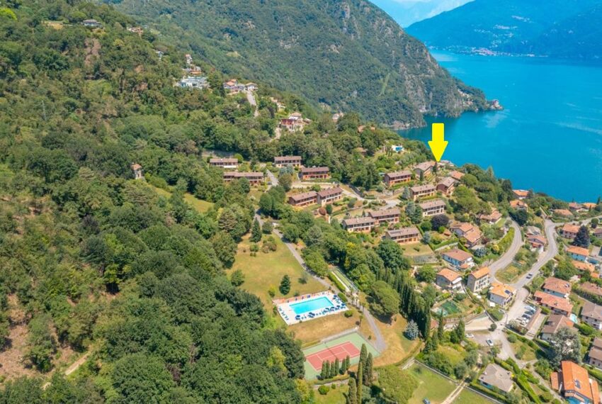Menaggio villetta vista lago, con giardino, in residence con piscina e tennis (12)