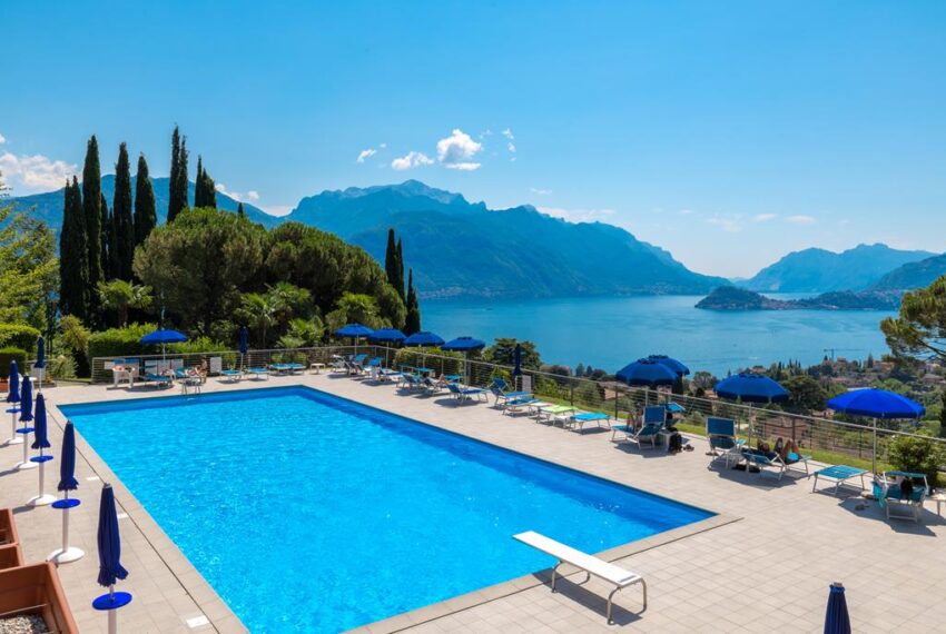 Menaggio villetta vista lago, con giardino, in residence con piscina e tennis (54)
