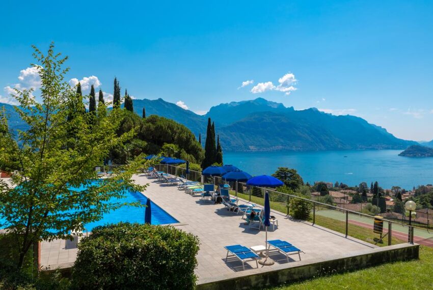 Menaggio villetta vista lago, con giardino, in residence con piscina e tennis (57)