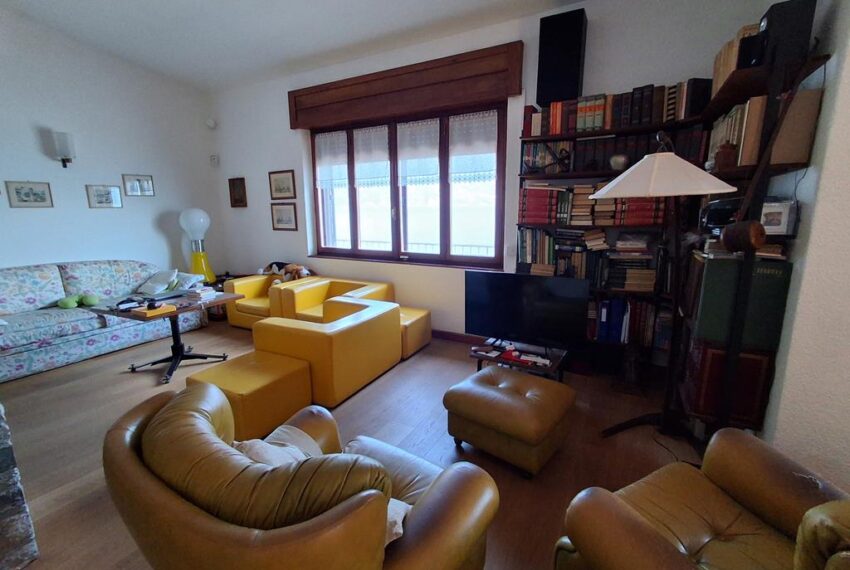 San Siro - Lake Como - lakeside villa (11)