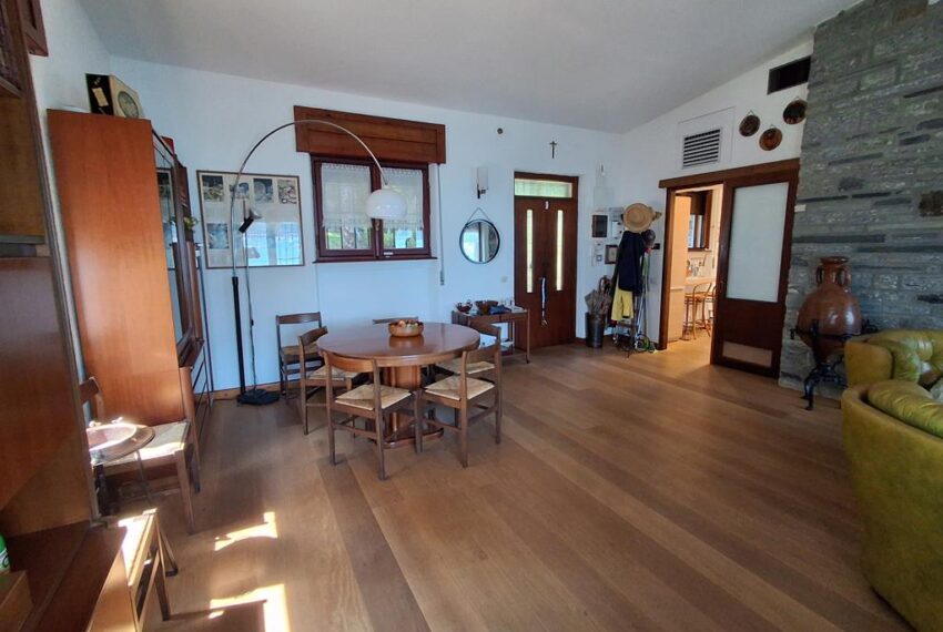 San Siro - Lake Como - lakeside villa (9)