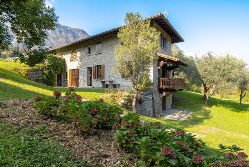 0039810-A-Griante_villa_9