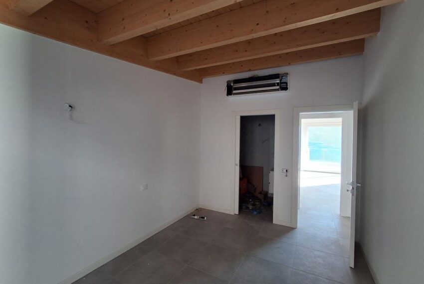 20251118_134956 (Copy)