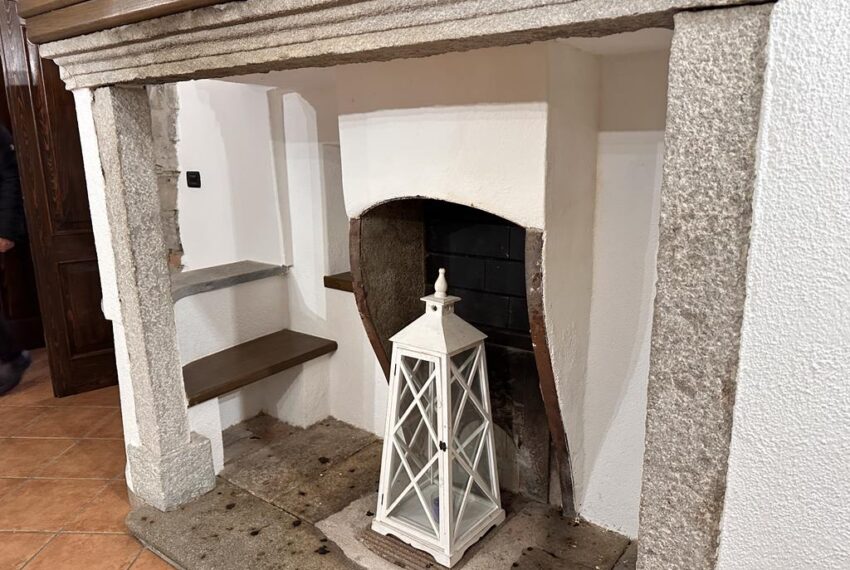 Argegno appartamentoin centro storico (12)