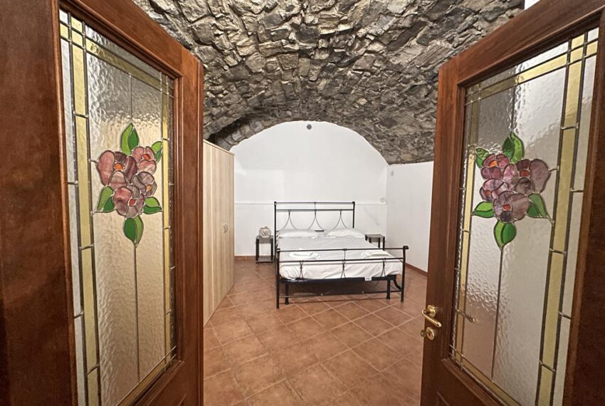 Argegno appartamentoin centro storico (9)