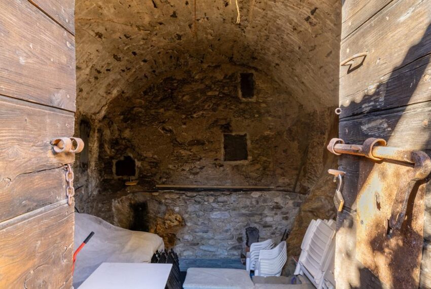 Vercana IMG_8131-HDR (Copy)