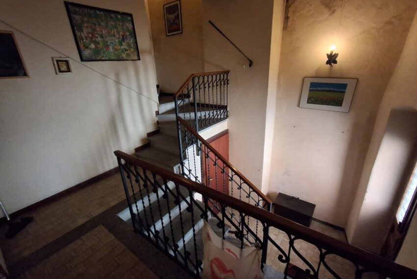 Grandola ampia casa nel borgo storico (10)