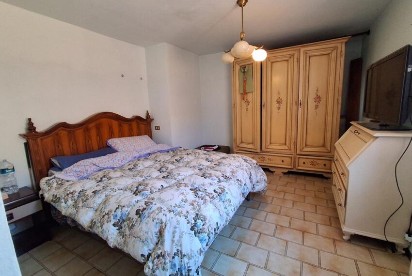 Grandola ampia casa nel borgo storico (12)