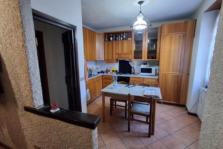 Grandola ampia casa nel borgo storico (7)