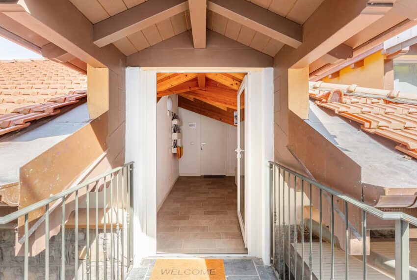 19e947cc-fc5e-4b68-aaed-372b105ae946