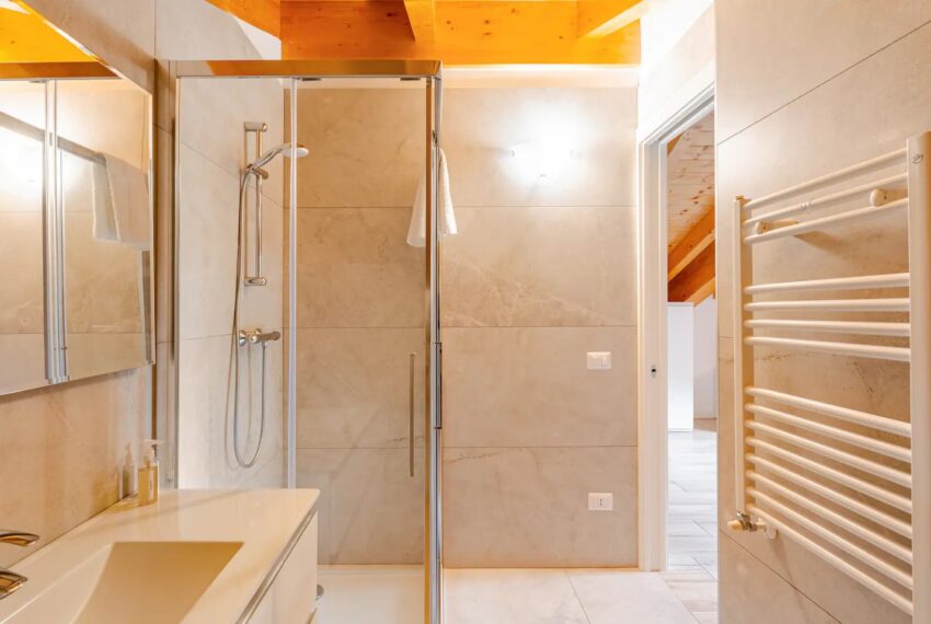 26c35374-ce9c-4b40-b495-771d3b28a66b