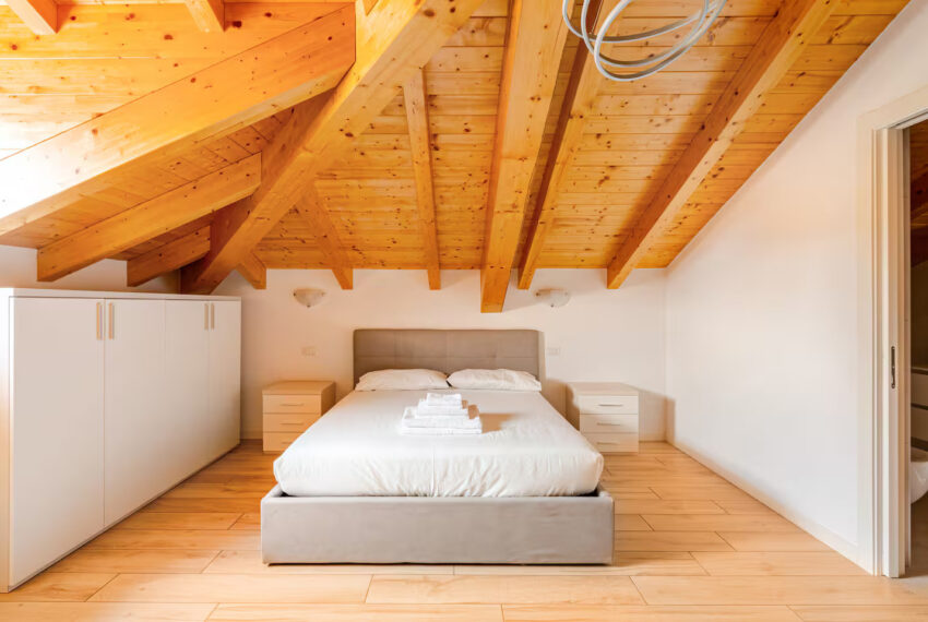 4d7aaa71-e44e-496b-afe8-a7cd4bf6a12d