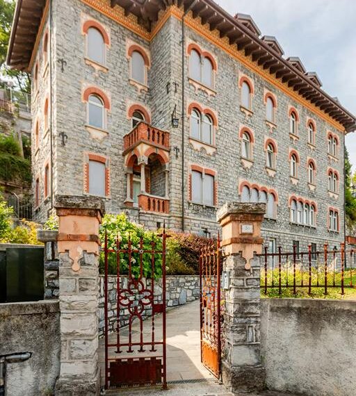 Menaggio appartamento in villa d'epoca (23)