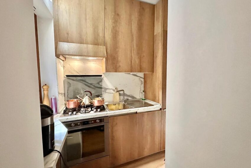 231-1771065765-xl (Copy)