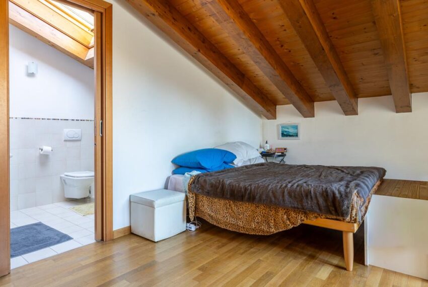 Dongo IMG_1168-HDR (Copy)