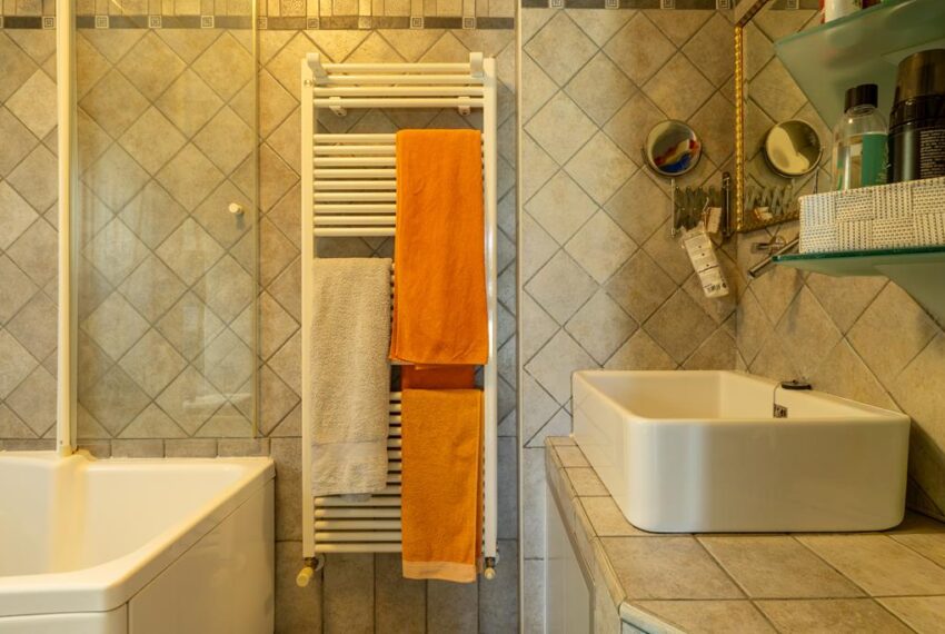 Griante appartamento con giardino e vista (17)