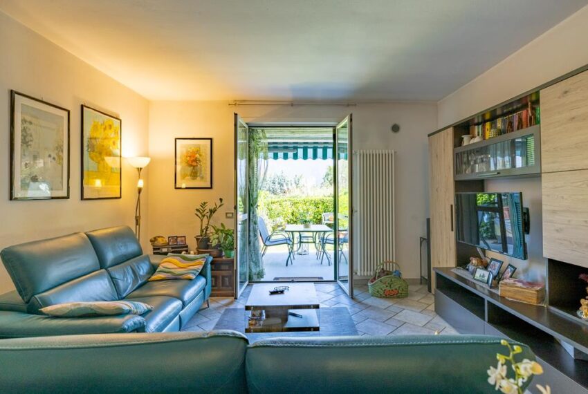 Griante appartamento con giardino e vista (4)