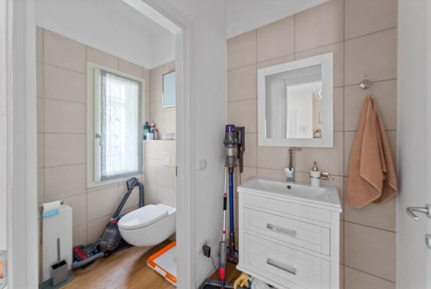 Menaggio villa con piscina vista lago (11)