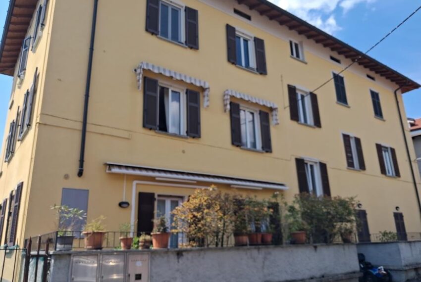 Menaggio appartamento in centro (20)