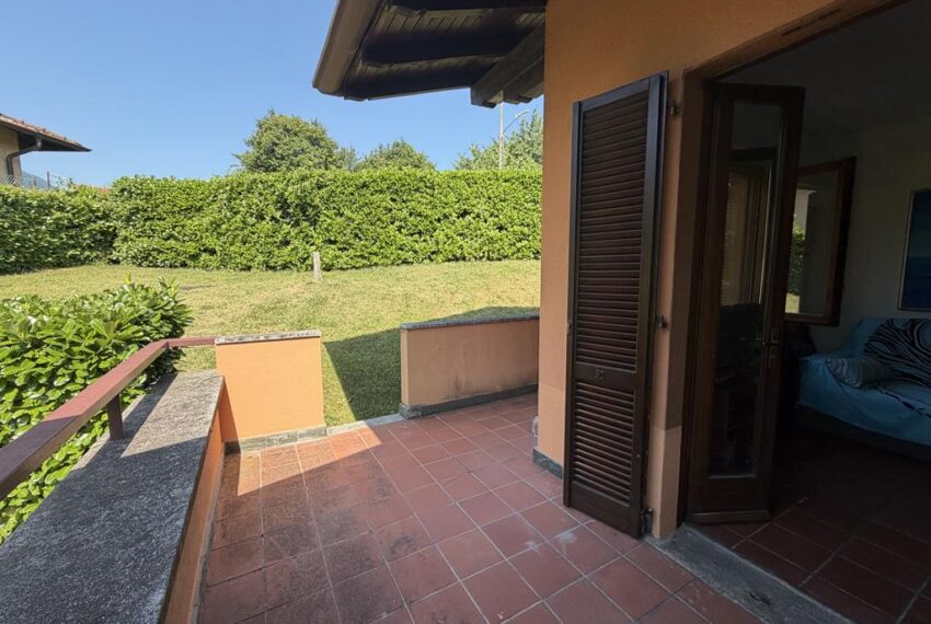 Menaggio bilocale con terrazzo e garage (11)
