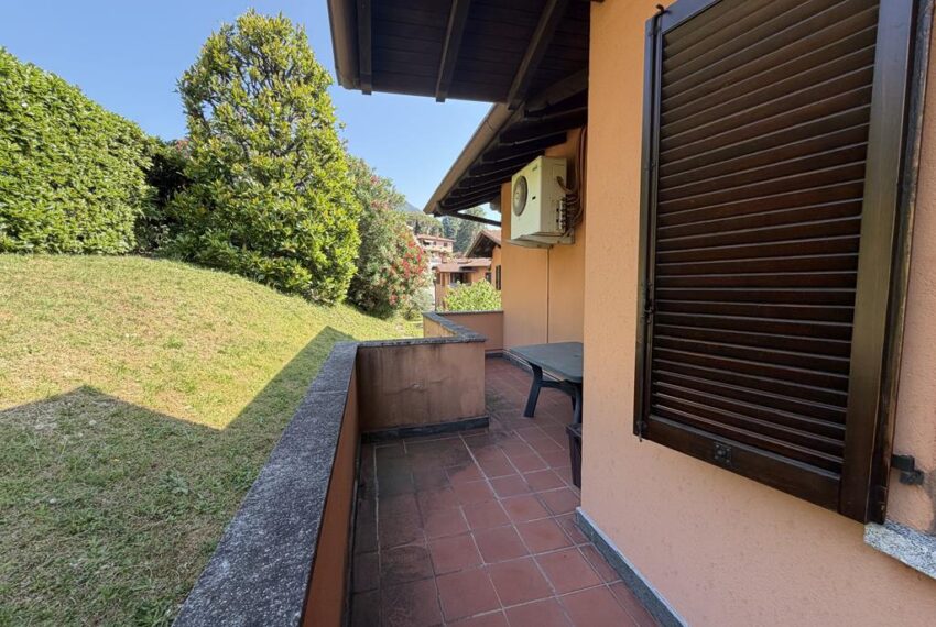 Menaggio bilocale con terrazzo e garage (12)