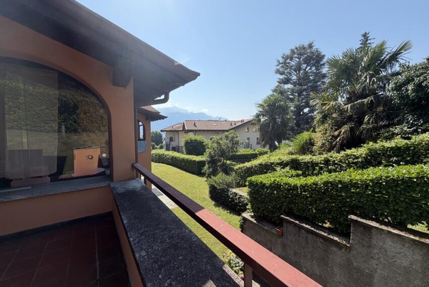 Menaggio bilocale con terrazzo e garage (13)