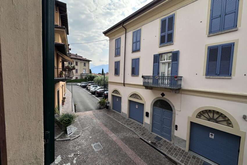 Menaggio grande bilocale in centro (13)